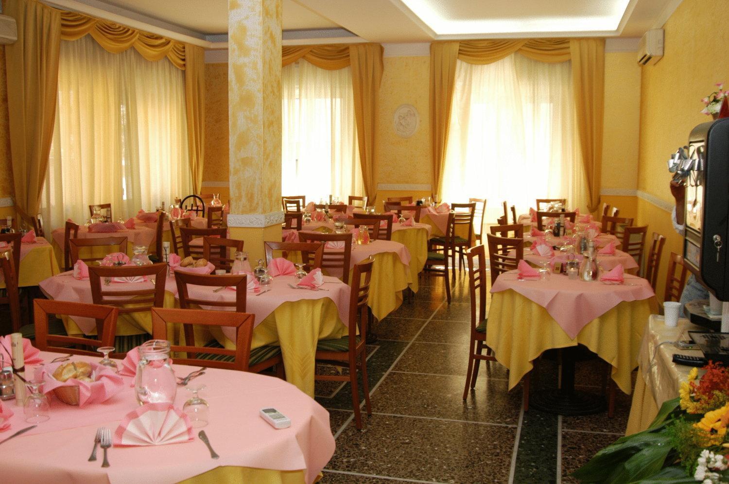 Hotel Giannella Rimini Buitenkant foto