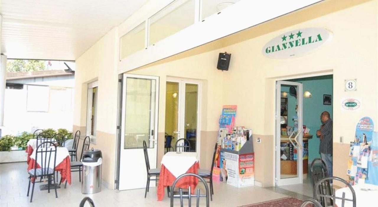 Hotel Giannella Rimini Buitenkant foto